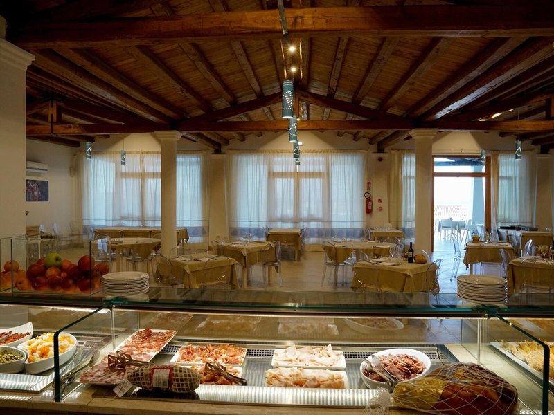 GH Santina Resort 23