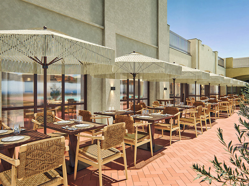 Mangia's Santa Teresa Sardinia, Curio Collection by Hilton 6