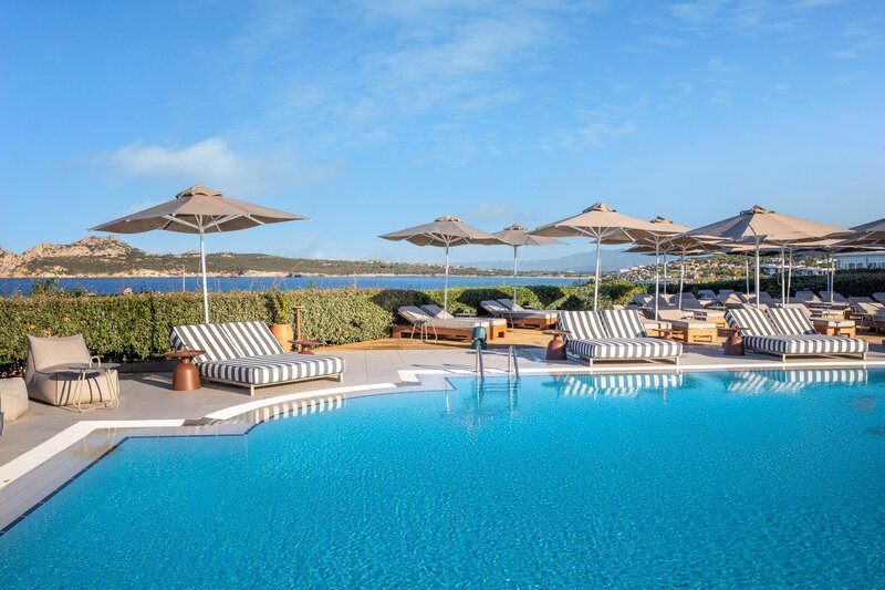 Mangia's Santa Teresa Sardinia, Curio Collection by Hilton 18