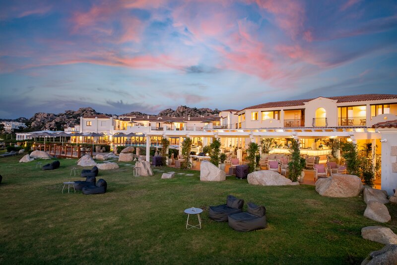 Mangia's Santa Teresa Sardinia, Curio Collection by Hilton 45