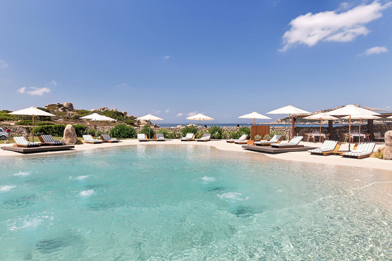 Mangia's Santa Teresa Sardinia, Curio Collection by Hilton 2