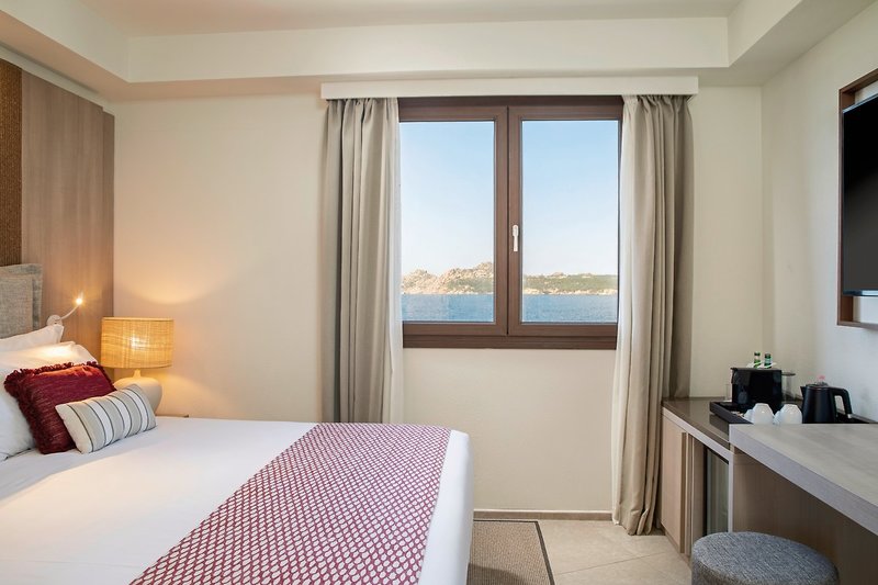 Mangia's Santa Teresa Sardinia, Curio Collection by Hilton 27