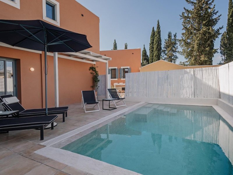 Tessera Villas Collection 16 - Outdoor Pool