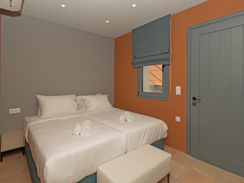 Tessera Villas Collection 38 - Room Example