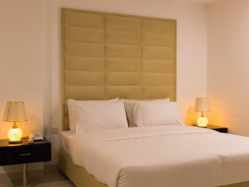 Parkside Plaza Hotel - Muscat 13