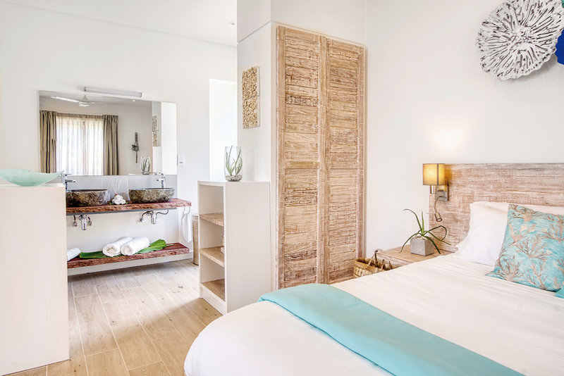 Pineapple Beach Villas 7