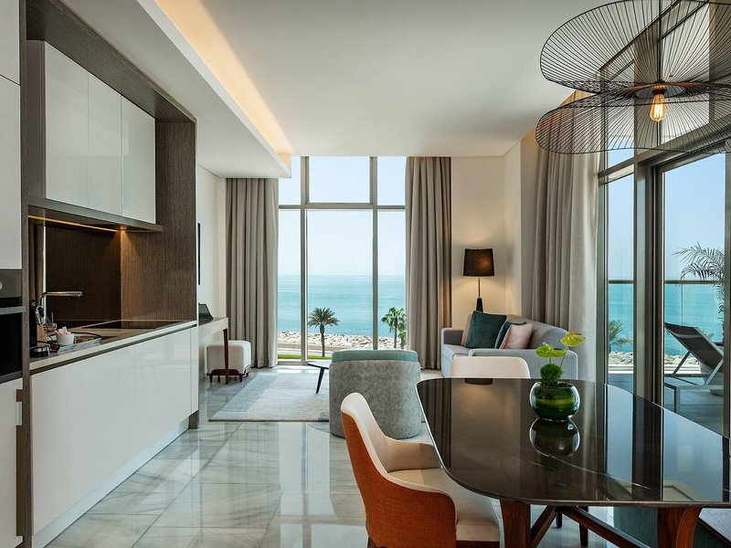 Th8 Palm Dubai Beach Resort, Vignette Collection 33