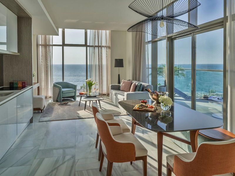 Th8 Palm Dubai Beach Resort, Vignette Collection 27