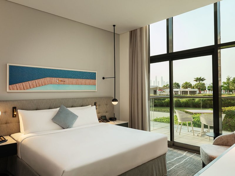 Th8 Palm Dubai Beach Resort, Vignette Collection 44