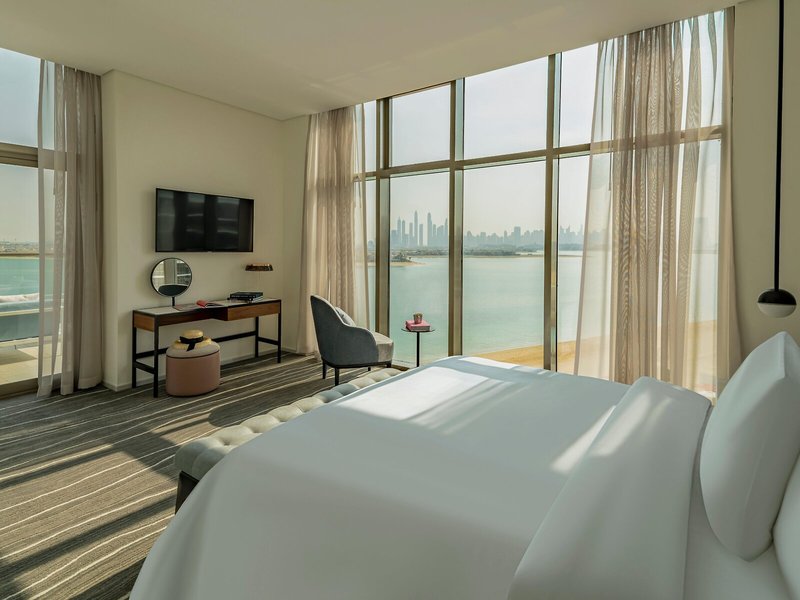 Th8 Palm Dubai Beach Resort, Vignette Collection 45