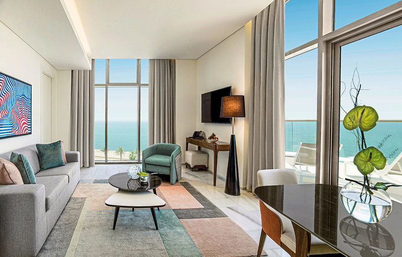 Th8 Palm Dubai Beach Resort, Vignette Collection 5