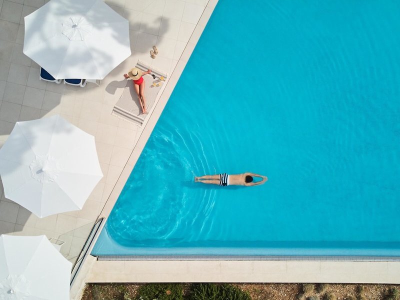 Bluesun Mala Berulia 18