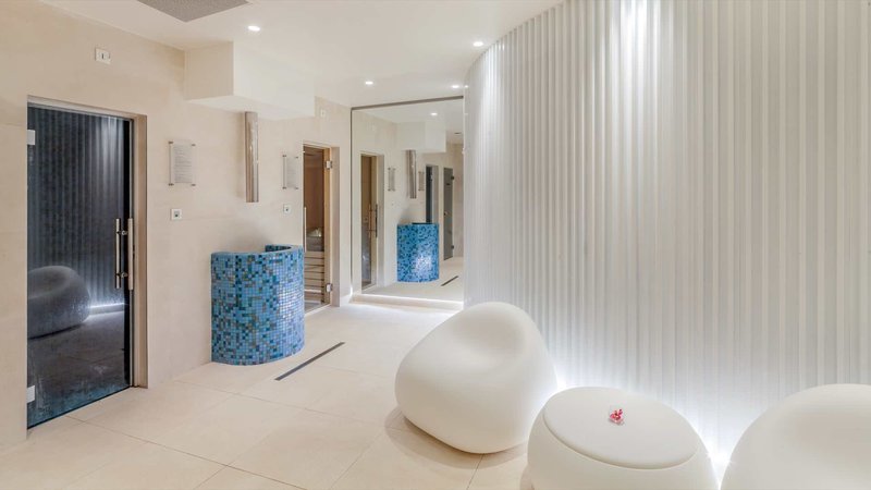 Bluesun Mala Berulia 33