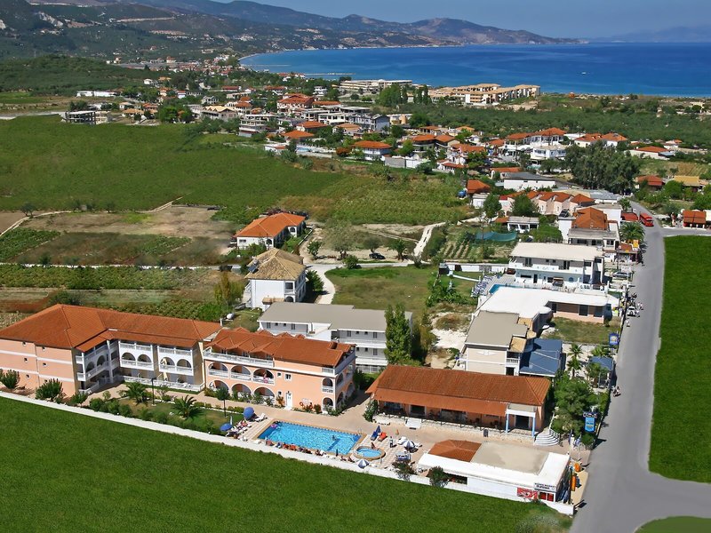 Plessas Palace Studios & Hotel 4