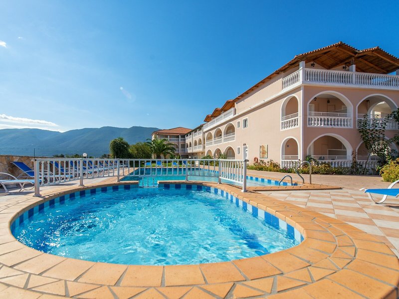 Plessas Palace Studios & Hotel 5