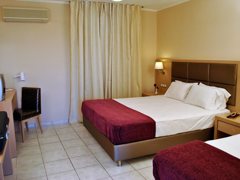 Plessas Palace Studios & Hotel 22