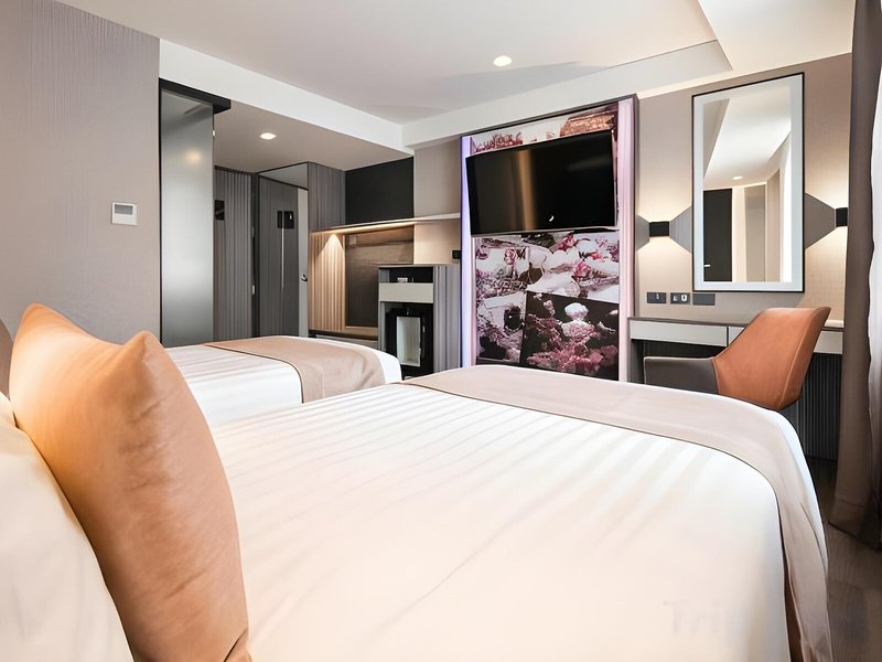 Aspira Silom 4