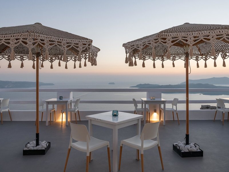 Apeiron Blue Santorini 8