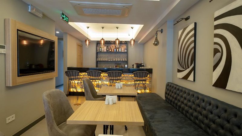 Alesta Midtown Apart Hotel 3