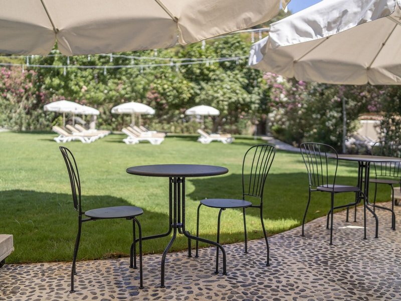 Alesta Midtown Apart Hotel 10