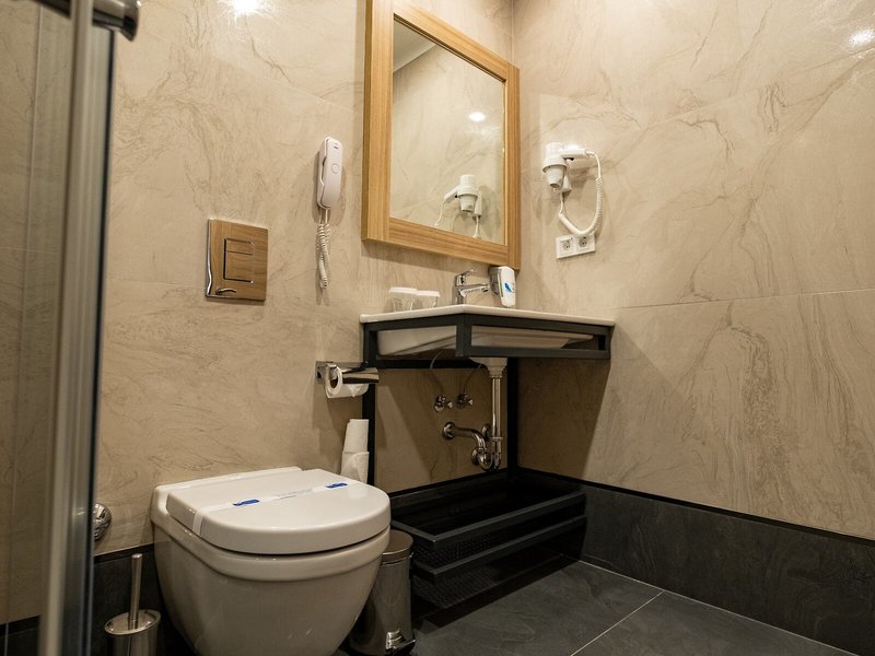 Alesta Midtown Apart Hotel 26