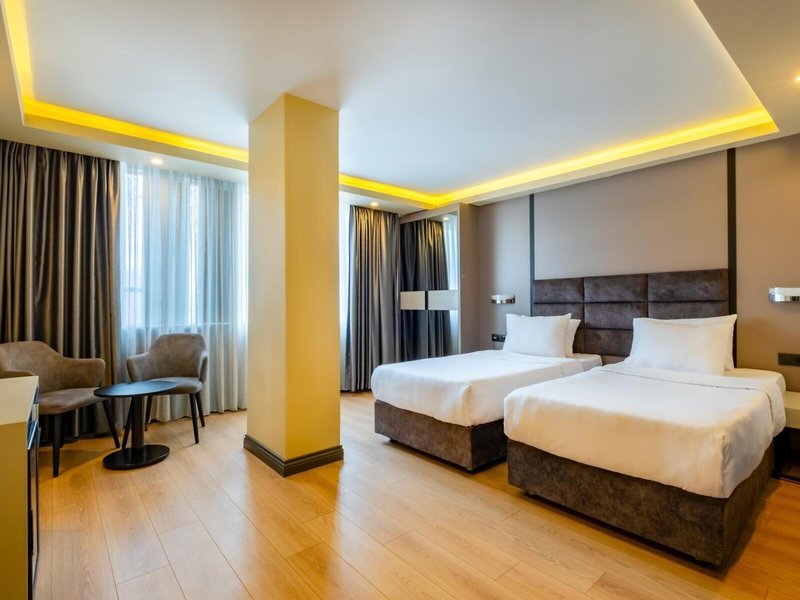Frt Airport Hotel 5