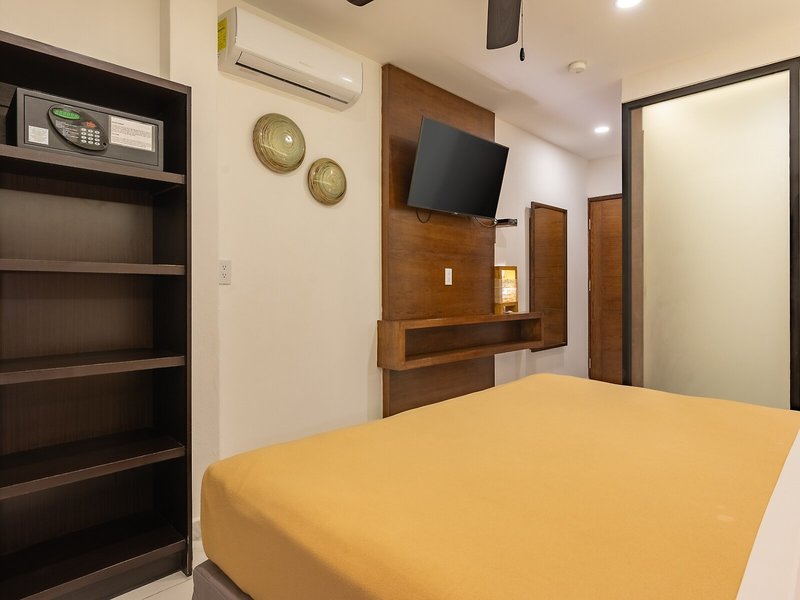 Marvic Hotel Boutique 23