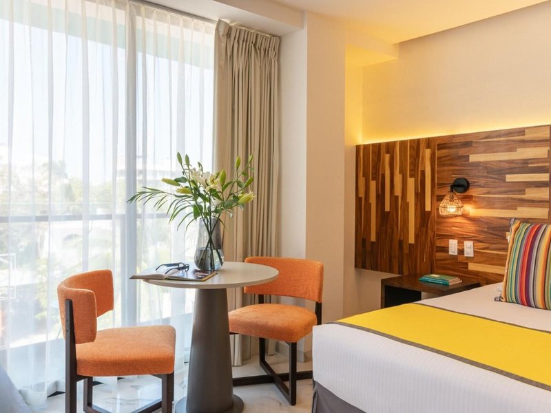 Marvic Hotel Boutique 25