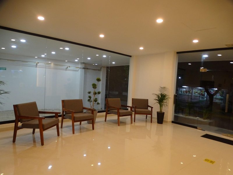 Hotel Kavia Plus 8