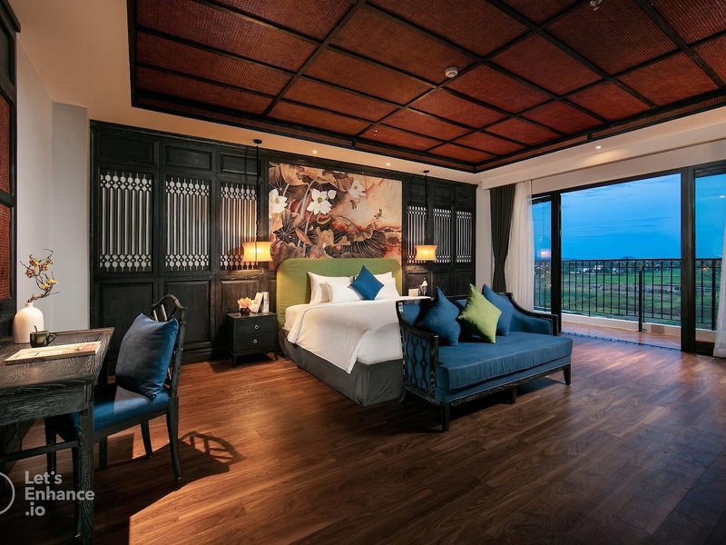 Shining Riverside Hotel & Spa 27