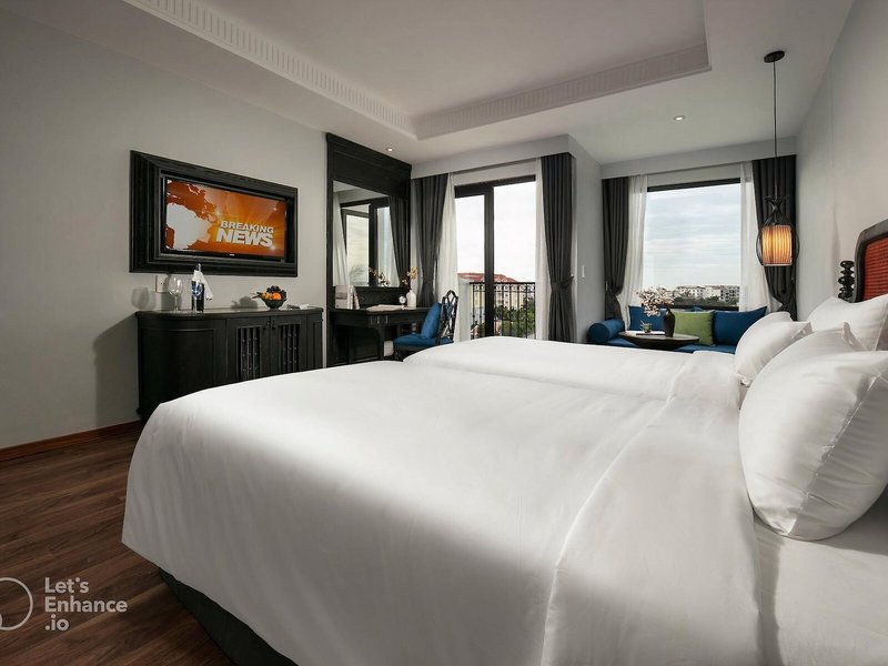 Shining Riverside Hotel & Spa 29
