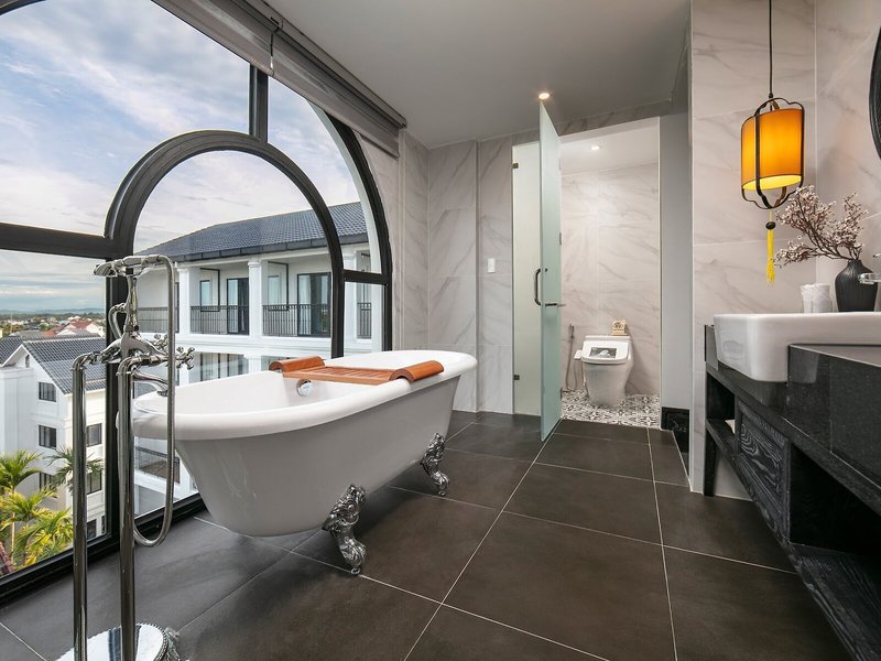 Shining Riverside Hotel & Spa 33