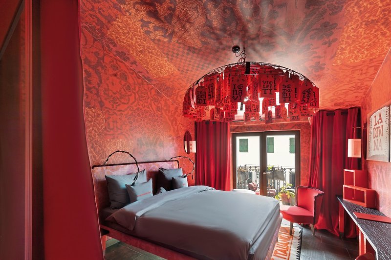 25hours Hotel Piazza San Paolino 4