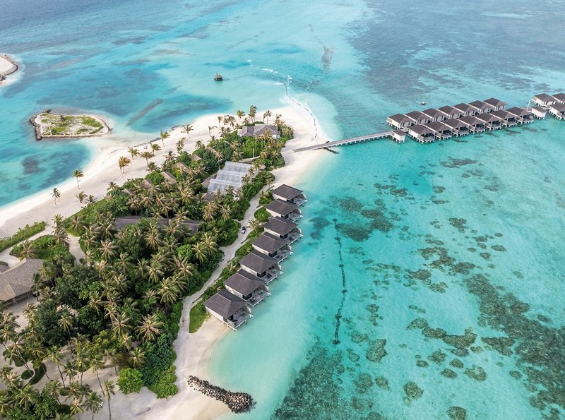 Le Meridien Maldives Resort & Spa 10