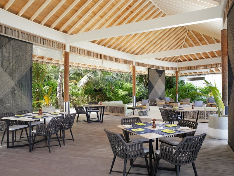 Le Meridien Maldives Resort & Spa 15