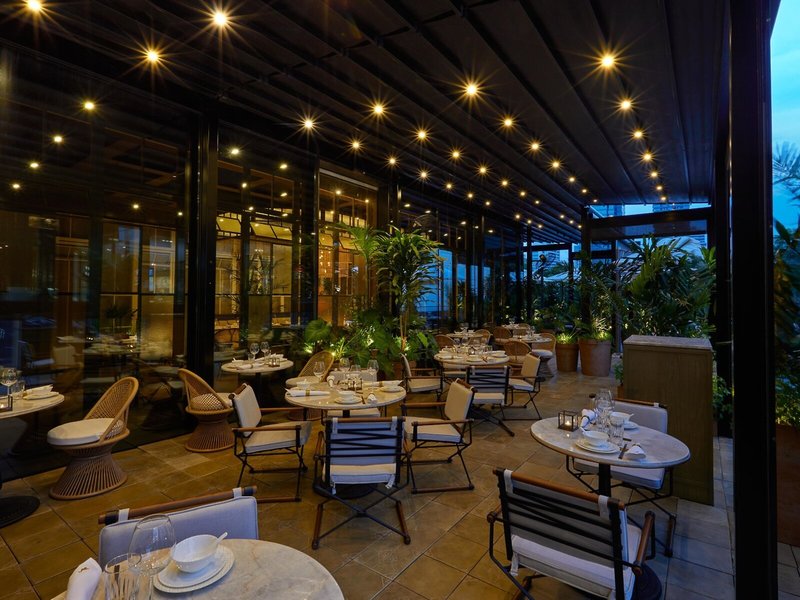 The Standard Bangkok Mahanakhon 41