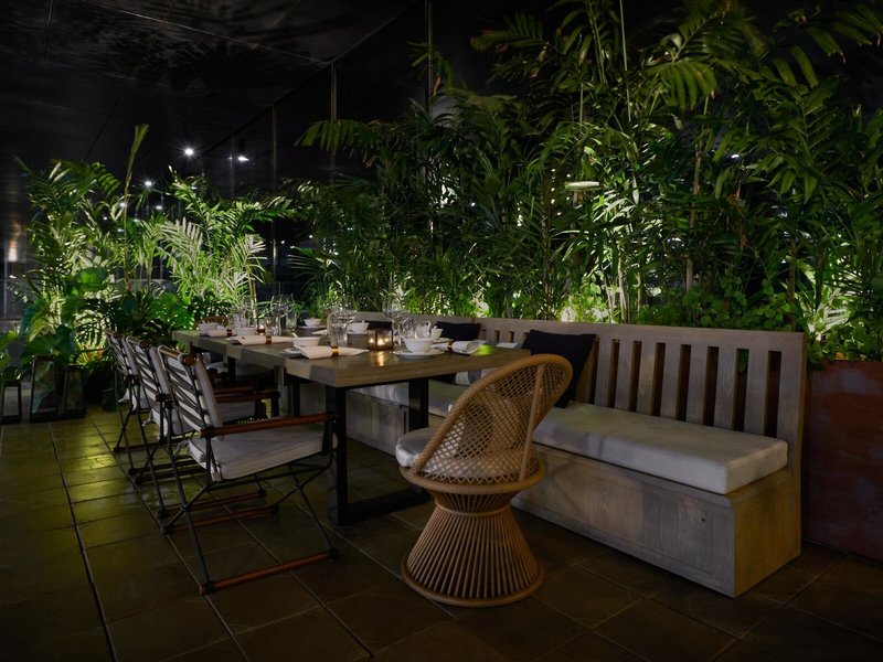 The Standard Bangkok Mahanakhon 42