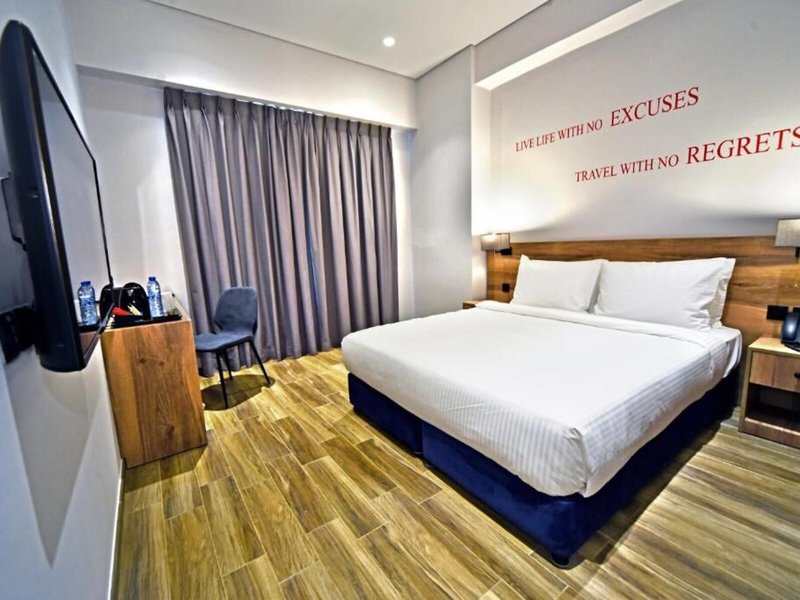 Grand Kingsgate Waterfront By Millennium Hotels 21