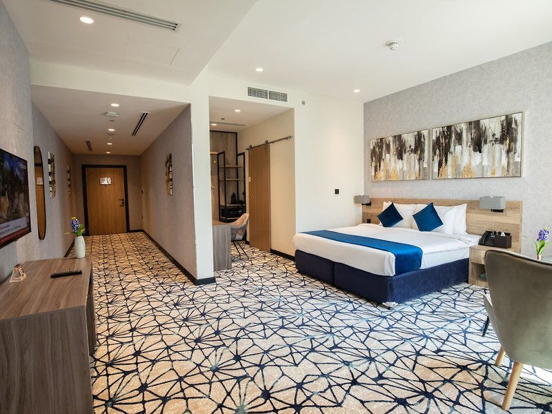 Grand Kingsgate Waterfront By Millennium Hotels 23