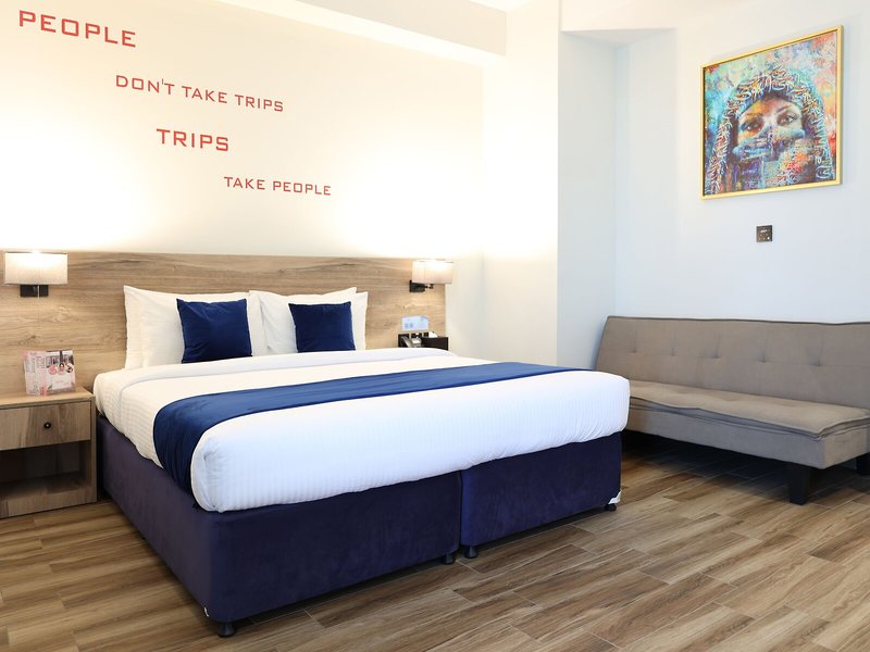 Grand Kingsgate Waterfront By Millennium Hotels 30
