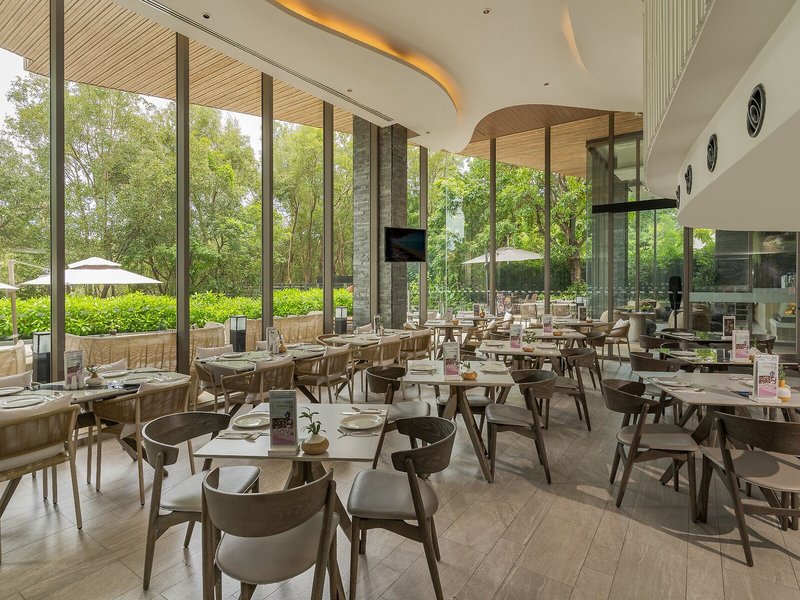Best Western Premier Bayphere Pattaya 12