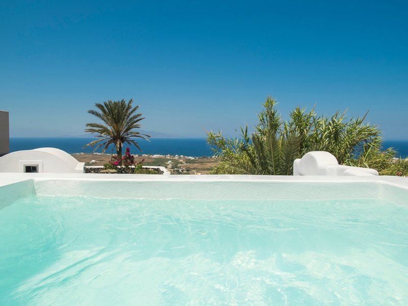 Aqua Serenity Santorini Luxury Suites 2