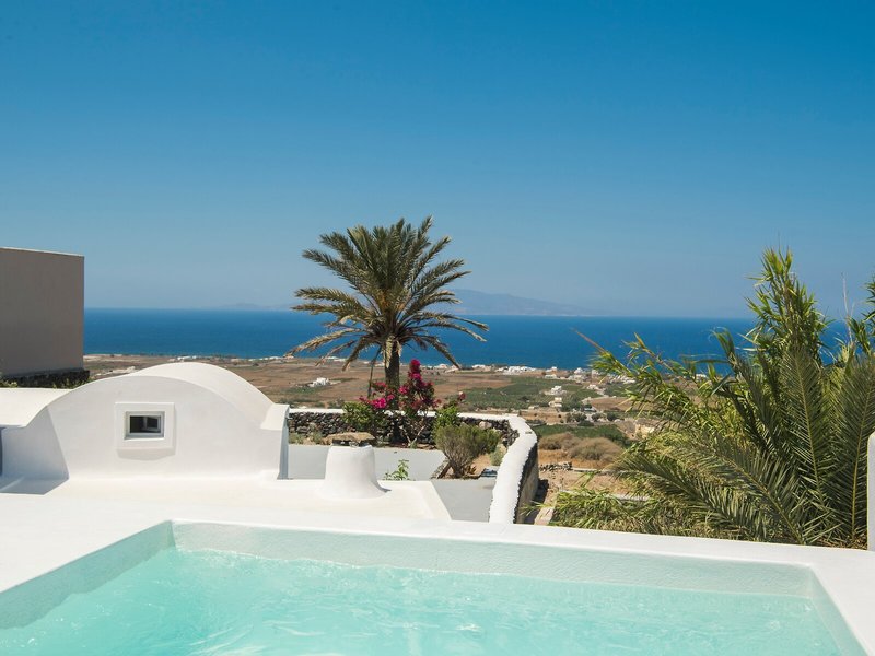 Aqua Serenity Santorini Luxury Suites 5