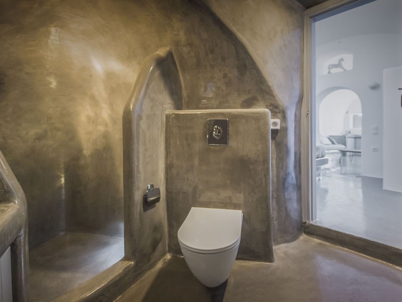 Aqua Serenity Santorini Luxury Suites 24