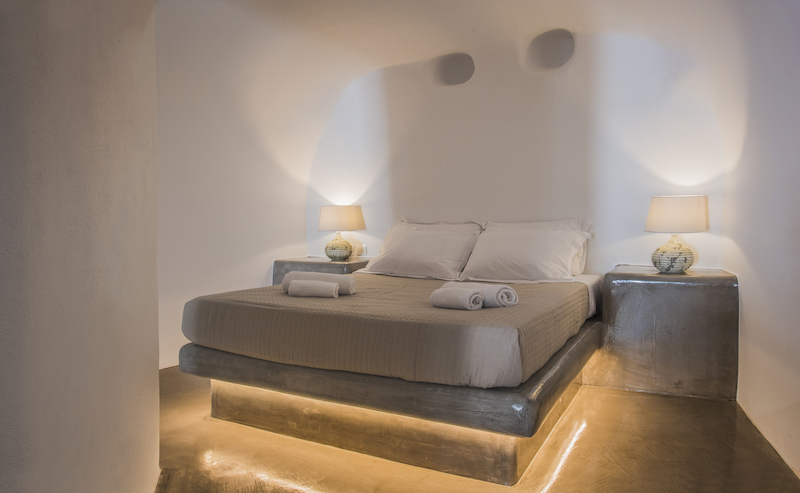 Aqua Serenity Santorini Luxury Suites 9