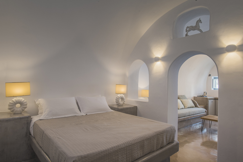 Aqua Serenity Santorini Luxury Suites 12