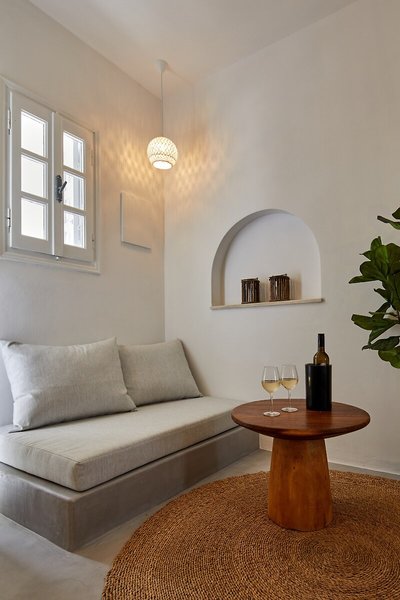 Symmetry Suites 45
