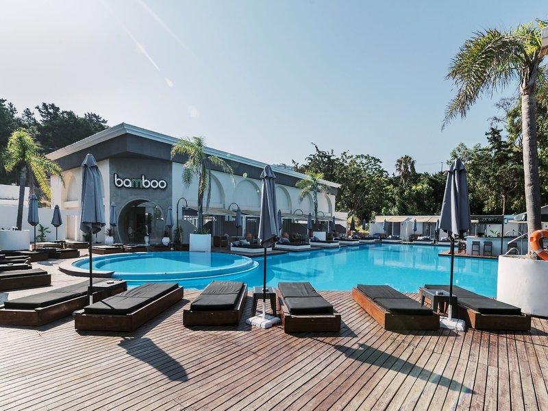 Bamboo Suites 4
