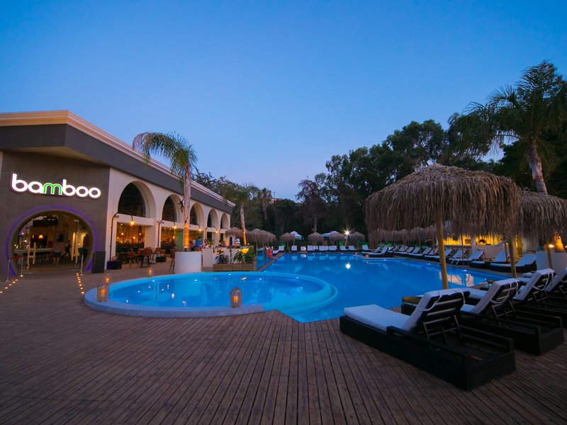 Bamboo Suites 12