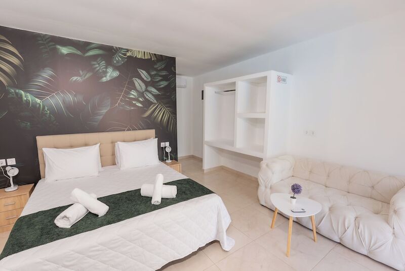 Bamboo Suites 12